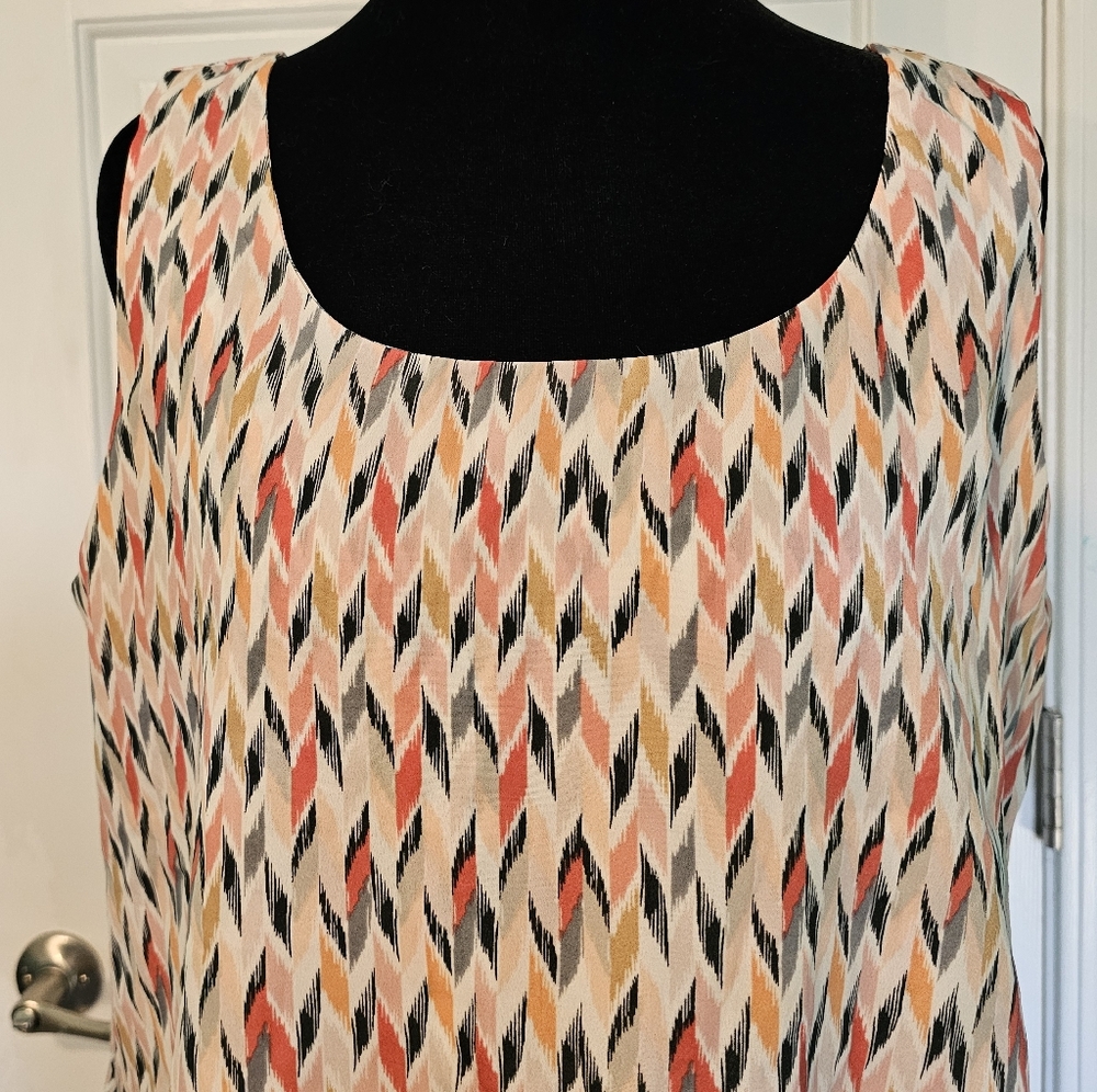 PerSeption Concept Women's Pink Tiered Slvelss w/ Abstract Print, Open Back Sz M